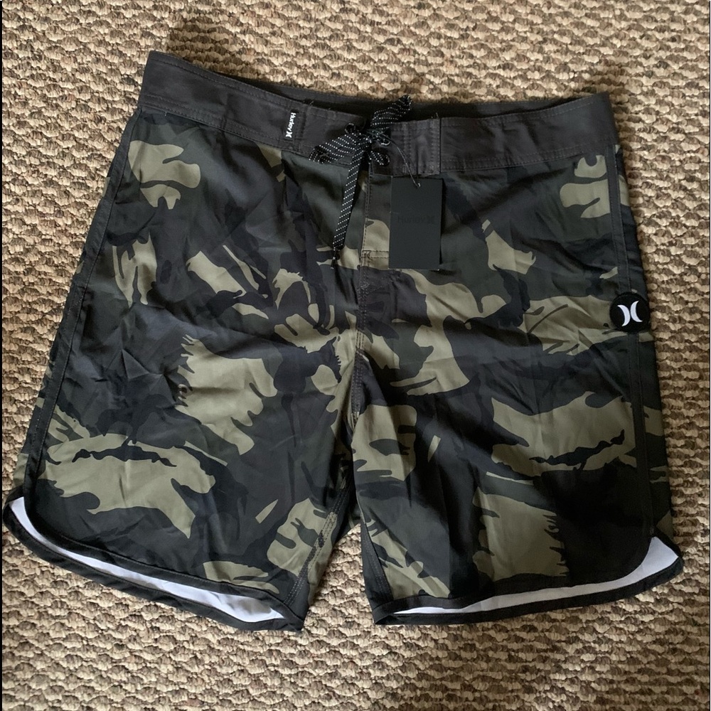 Men’s Boars Shorts